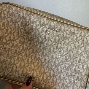 Michael Kors Crossbody Bag